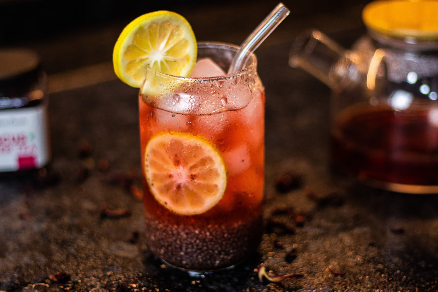 Chá gelado de hibisco com chia